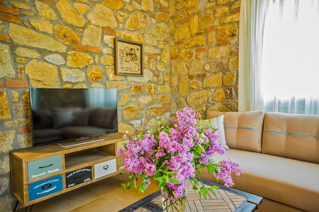 Mediterraneo Luxury Suites Halkidiki Vourvourou Eksteriør billede