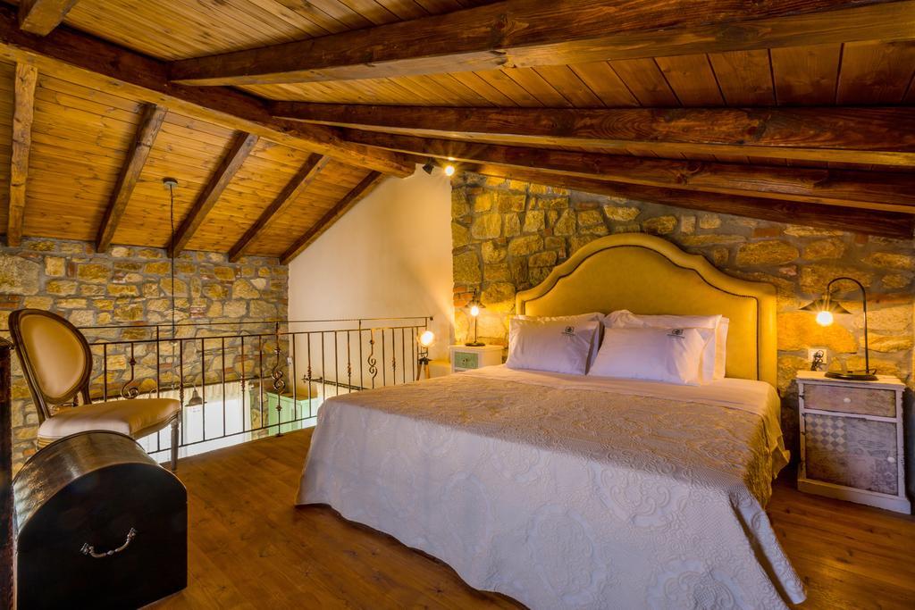 Mediterraneo Luxury Suites Halkidiki Vourvourou Eksteriør billede
