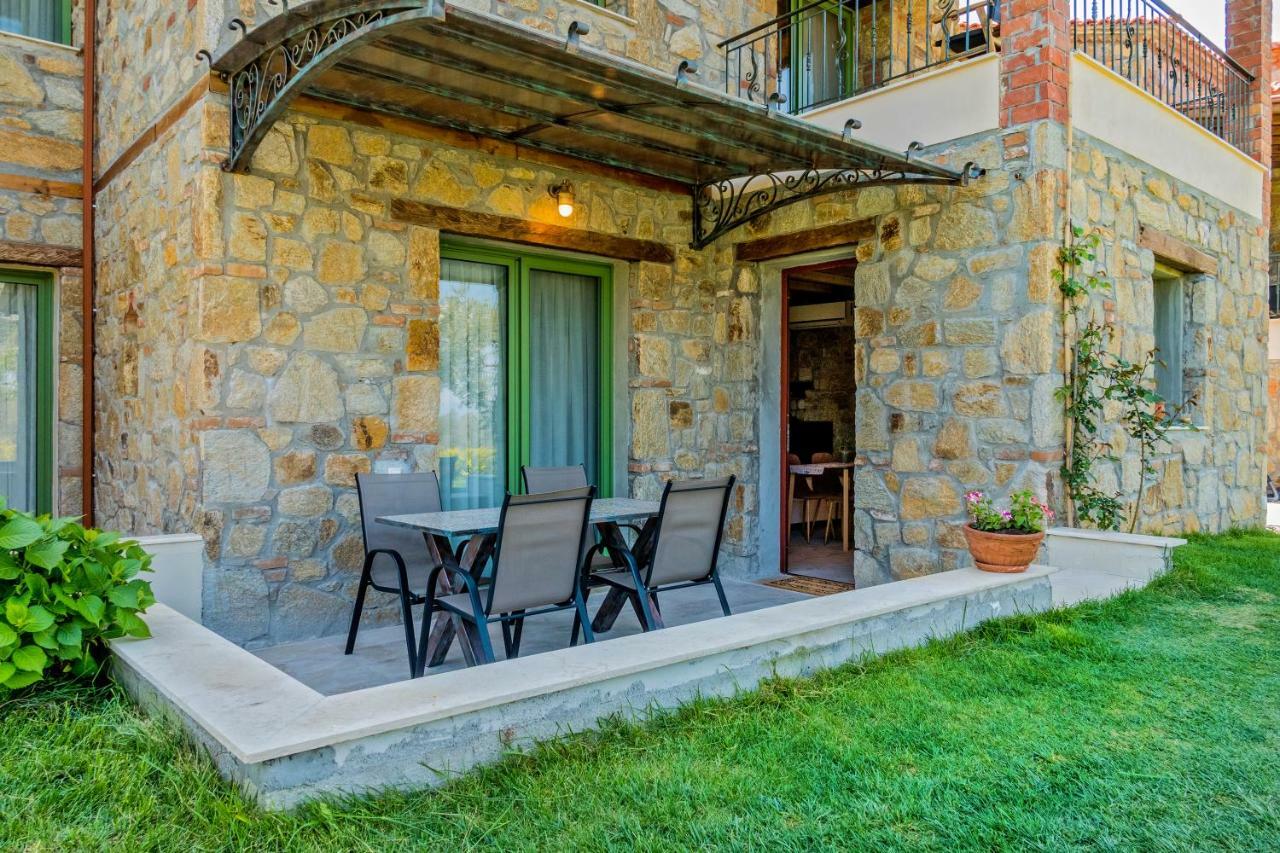 Mediterraneo Luxury Suites Halkidiki Vourvourou Eksteriør billede