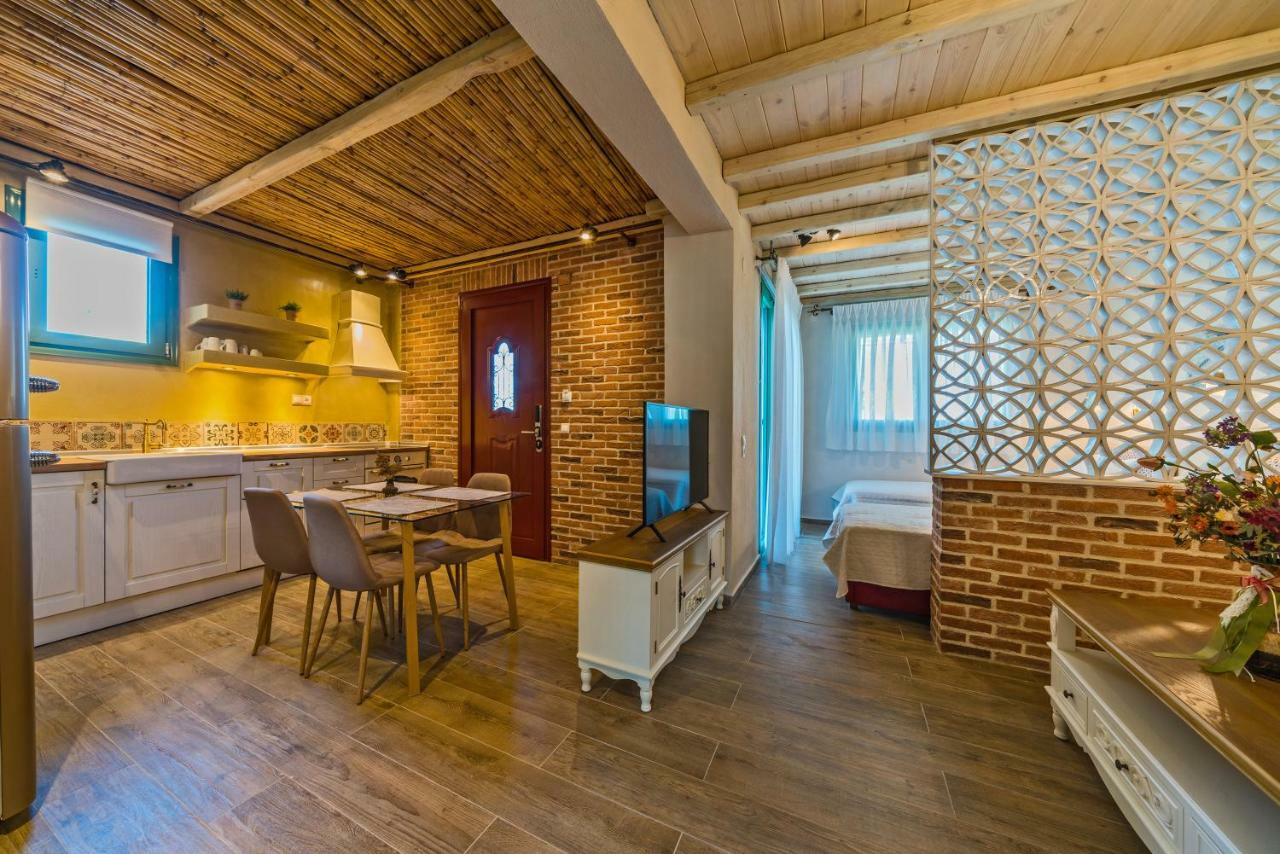 Mediterraneo Luxury Suites Halkidiki Vourvourou Eksteriør billede